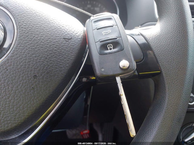Продажа на аукционе авто 2017 Volkswagen Jetta 1.4t S, vin: 3VW2B7AJ7HM413669, номер лота: 46134904