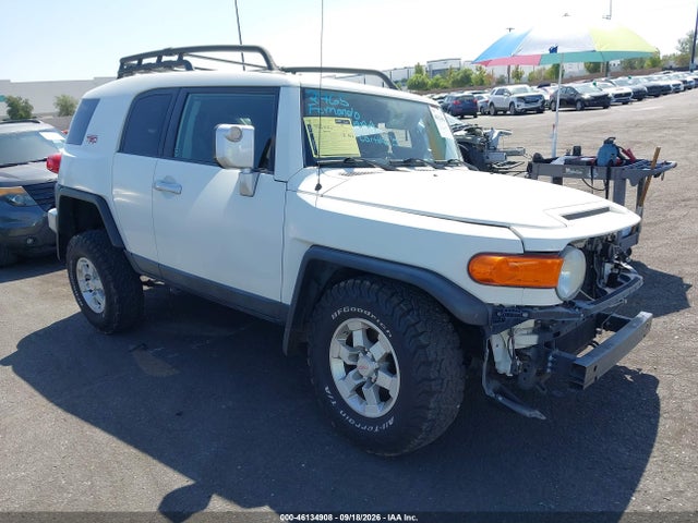 Продаж на аукціоні авто 2010 Toyota Fj Cruiser, vin: JTEZU4BF1AK010655, номер лоту: 46134908