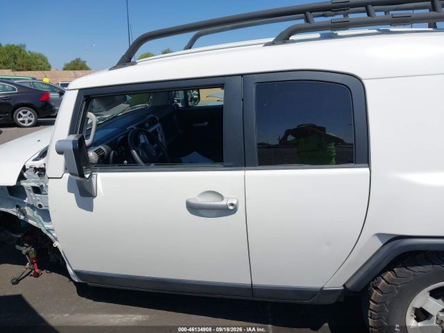 Продаж на аукціоні авто 2010 Toyota Fj Cruiser, vin: JTEZU4BF1AK010655, номер лоту: 46134908