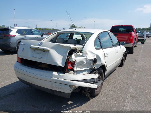Продажа на аукционе авто 2001 Volkswagen Passat Gls, vin: WVWAC63B11P009651, номер лота: 46134910