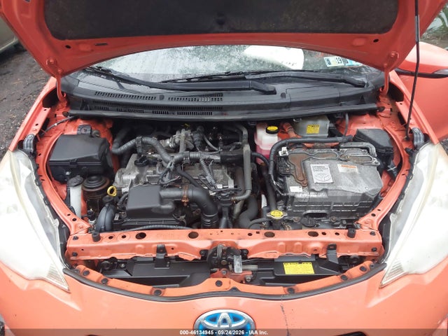 Продажа на аукционе авто 2013 Toyota Prius C Two, vin: JTDKDTB33D1055483, номер лота: 46134945