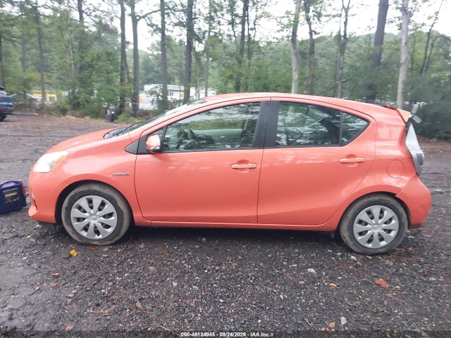 Продажа на аукционе авто 2013 Toyota Prius C Two, vin: JTDKDTB33D1055483, номер лота: 46134945
