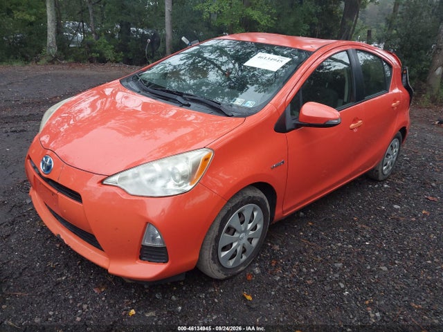 Продажа на аукционе авто 2013 Toyota Prius C Two, vin: JTDKDTB33D1055483, номер лота: 46134945