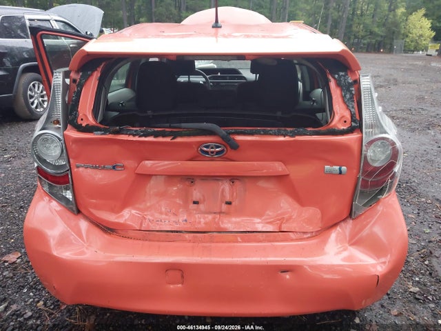 Продажа на аукционе авто 2013 Toyota Prius C Two, vin: JTDKDTB33D1055483, номер лота: 46134945