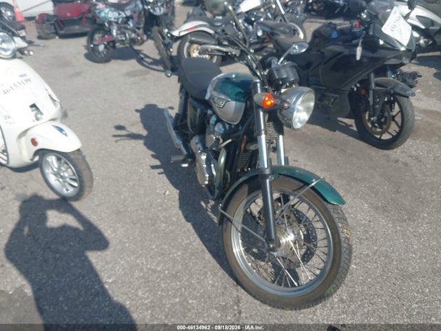 46134962 :رقم المزاد ، SMT900HN62J144898 vin ، 2002 Triumph Motorcycle Bonneville مزاد بيع