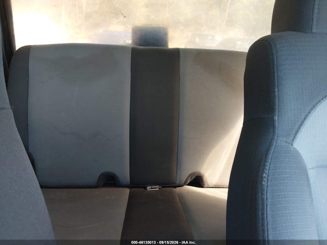46135013 :رقم المزاد ، 1J4FA39S35P364323 vin ، 2005 Jeep Wrangler X مزاد بيع