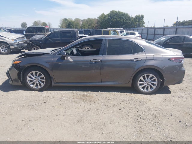Aukcja sprzedaży 2021 Toyota Camry Le, vin: 4T1C11AK5MU561417, numer aukcji: 46135026