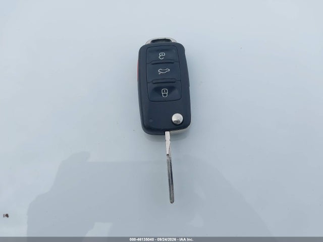 3VW267AJ9GM245052 Volkswagen Jetta 1.4t S