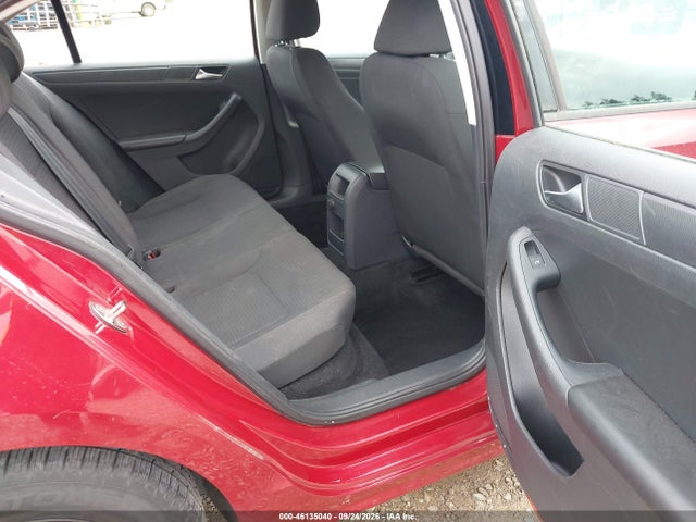 3VW267AJ9GM245052 Volkswagen Jetta 1.4t S