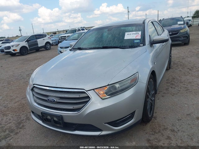 46135080 :رقم المزاد ، 1FAHP2E8XJG143271 vin ، 2018 Ford Taurus Sel مزاد بيع