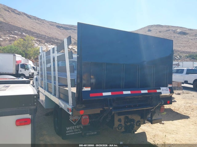 46135088 :رقم المزاد ، 3FRNW6JP7DV498748 vin ، 2013 Ford F-650 Pro Loader Gas Xl/xlt مزاد بيع