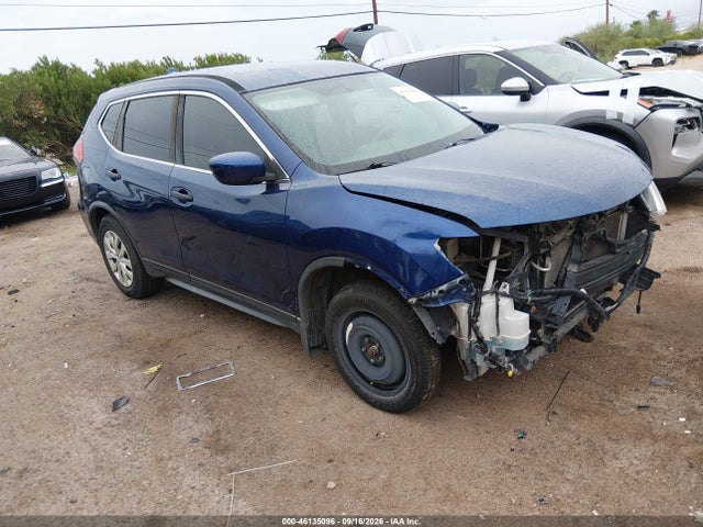 JN8AT2MT1HW138235 auction archive image