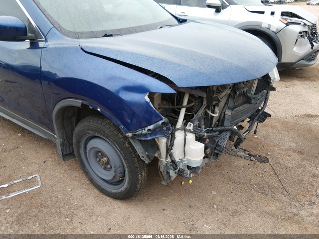 JN8AT2MT1HW138235 Nissan ROGUE S