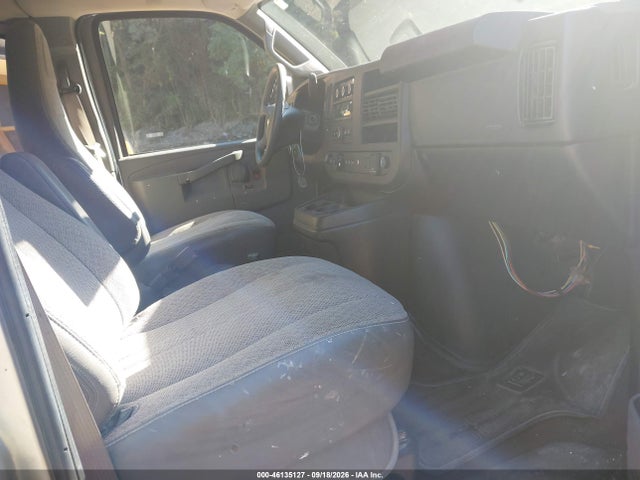 46135127 :رقم المزاد ، 1GAWGFFG8L1257170 vin ، 2020 Chevrolet Express Passenger Rwd 2500 Regular Wheelbase Lt مزاد بيع