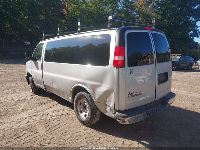 46135127 :رقم المزاد ، 1GAWGFFG8L1257170 vin ، 2020 Chevrolet Express Passenger Rwd 2500 Regular Wheelbase Lt مزاد بيع