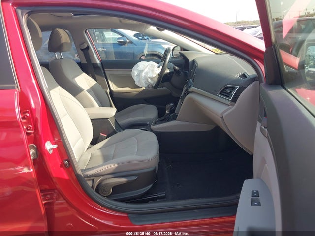 2018 Hyundai Elantra Value Edition მანქანა იყიდება აუქციონზე, vin: 5NPD84LF2JH323729, აუქციონის ნომერი: 46135140