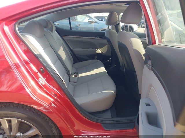 2018 Hyundai Elantra Value Edition მანქანა იყიდება აუქციონზე, vin: 5NPD84LF2JH323729, აუქციონის ნომერი: 46135140