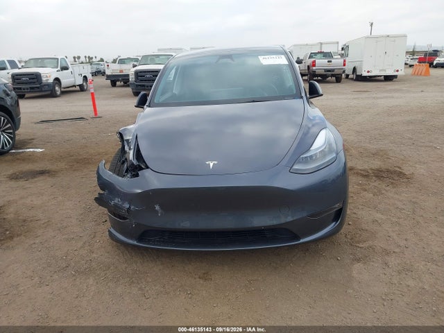 2023 Tesla Model Y Awd/long Range Dual Motor All-wheel Drive მანქანა იყიდება აუქციონზე, vin: 7SAYGAEE8PF842592, აუქციონის ნომერი: 46135143