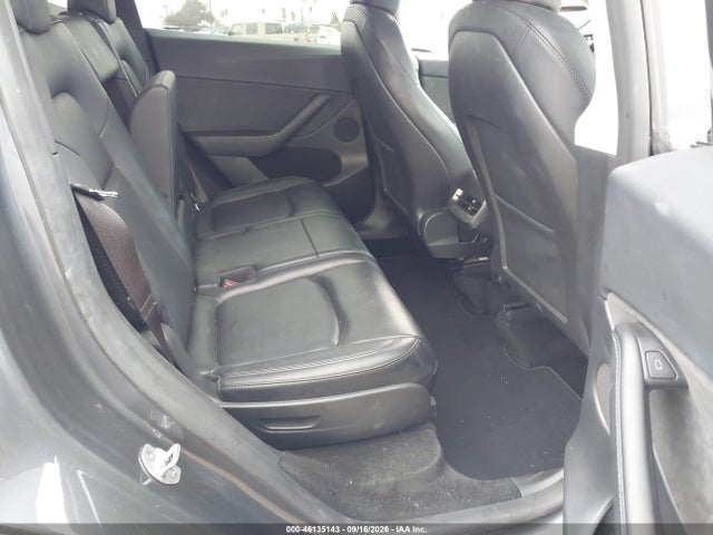2023 Tesla Model Y Awd/long Range Dual Motor All-wheel Drive მანქანა იყიდება აუქციონზე, vin: 7SAYGAEE8PF842592, აუქციონის ნომერი: 46135143