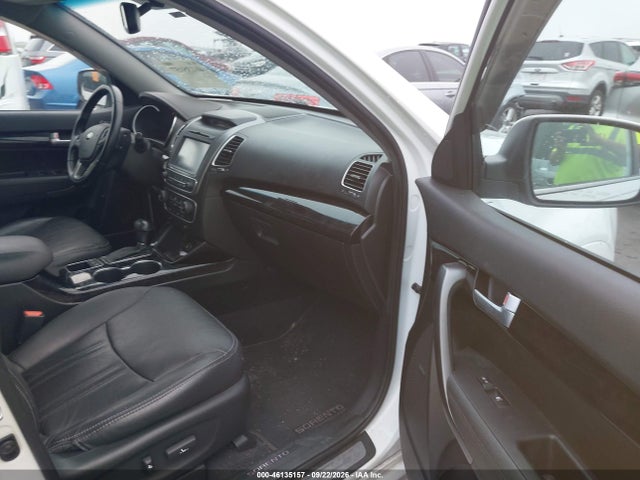 46135157 :رقم المزاد ، 5XYKWDA77FG635696 vin ، 2015 Kia Sorento Sx V6 مزاد بيع