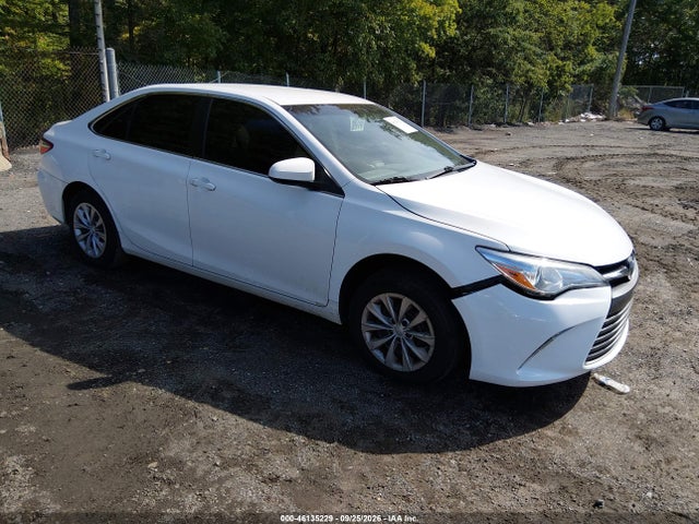 Продажа на аукционе авто 2015 Toyota Camry Le, vin: 4T1BF1FK8FU947600, номер лота: 46135229