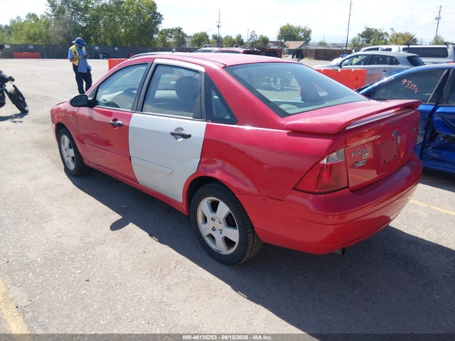 2005 Ford Focus Zx4 მანქანა იყიდება აუქციონზე, vin: 1FAFP34N45W305105, აუქციონის ნომერი: 46135253