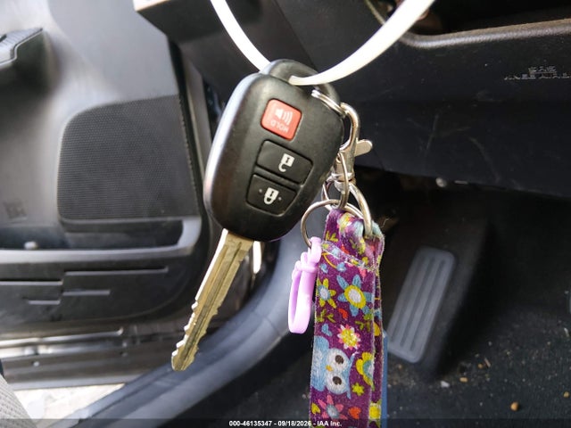 Продаж на аукціоні авто 2015 Toyota Rav4 Le, vin: JTMBFREV1FD163922, номер лоту: 46135347