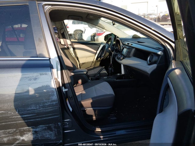 Продаж на аукціоні авто 2015 Toyota Rav4 Le, vin: JTMBFREV1FD163922, номер лоту: 46135347