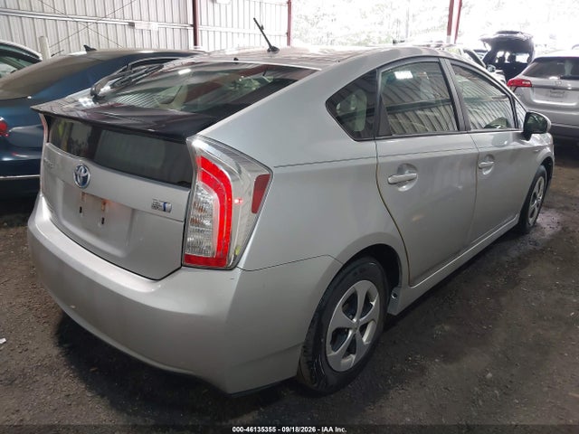 Продаж на аукціоні авто 2015 Toyota Prius Two, vin: JTDKN3DU6F1884635, номер лоту: 46135355