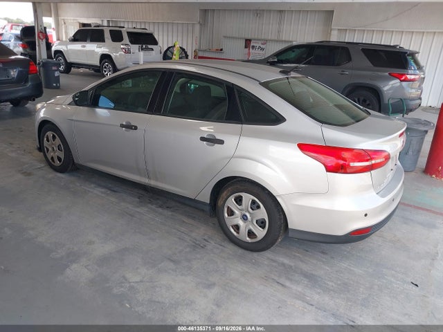 46135371 :رقم المزاد ، 1FADP3E22GL298462 vin ، 2016 Ford Focus S مزاد بيع