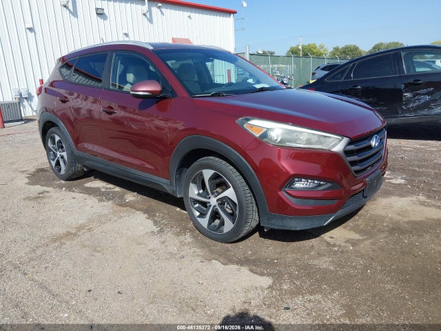 2016 Hyundai Tucson Sport მანქანა იყიდება აუქციონზე, vin: KM8J33A27GU054584, აუქციონის ნომერი: 46135372
