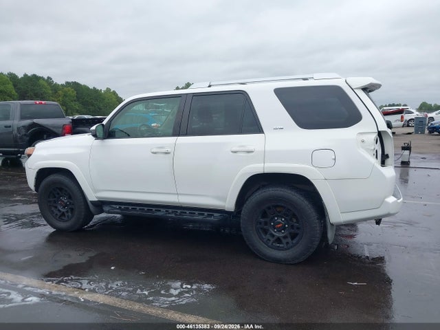 2014 Toyota 4runner Sr5 მანქანა იყიდება აუქციონზე, vin: JTEZU5JR3E5065906, აუქციონის ნომერი: 46135383
