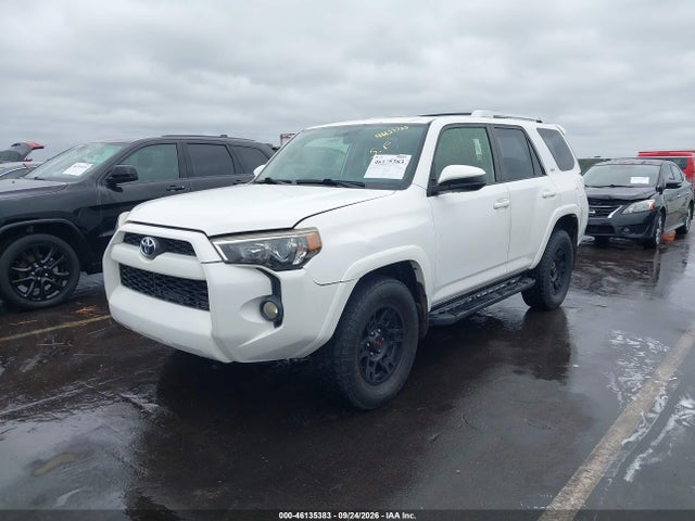 2014 Toyota 4runner Sr5 მანქანა იყიდება აუქციონზე, vin: JTEZU5JR3E5065906, აუქციონის ნომერი: 46135383