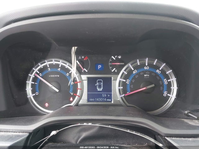 2014 Toyota 4runner Sr5 მანქანა იყიდება აუქციონზე, vin: JTEZU5JR3E5065906, აუქციონის ნომერი: 46135383