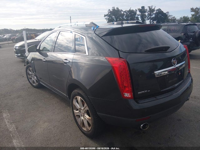 46135398 :رقم المزاد ، 3GYFNGE36FS571317 vin ، 2015 Cadillac Srx Premium Collection مزاد بيع