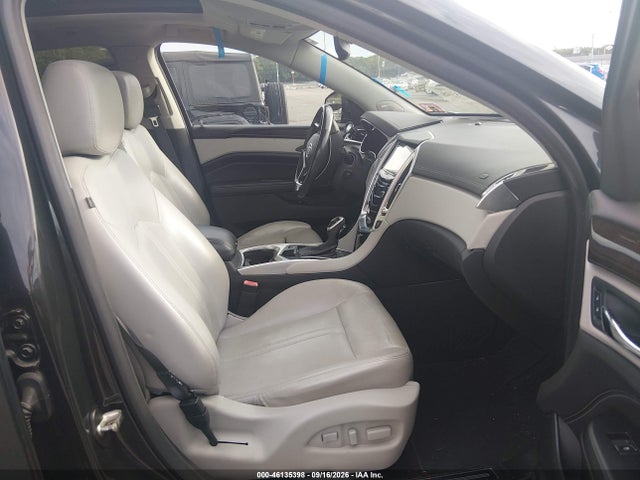 46135398 :رقم المزاد ، 3GYFNGE36FS571317 vin ، 2015 Cadillac Srx Premium Collection مزاد بيع