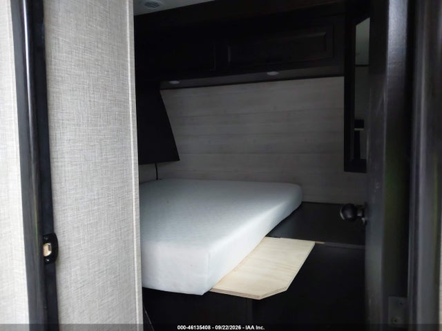 2023 Jayco Bhok Eagle Ht 312 Travel Trailer მანქანა იყიდება აუქციონზე, vin: 1UJBA0BU1P1C70111, აუქციონის ნომერი: 46135408