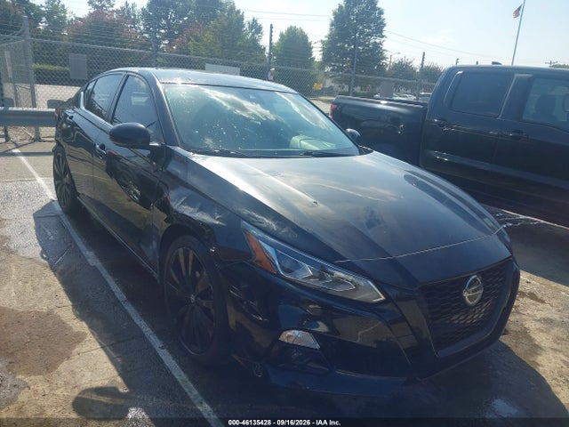 46135428 :رقم المزاد ، 1N4BL4CV9NN410147 vin ، 2022 Nissan Altima Sr Fwd مزاد بيع