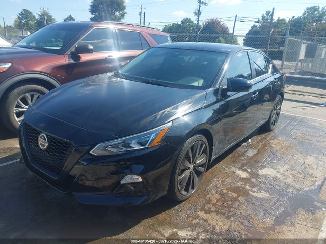 46135428 :رقم المزاد ، 1N4BL4CV9NN410147 vin ، 2022 Nissan Altima Sr Fwd مزاد بيع