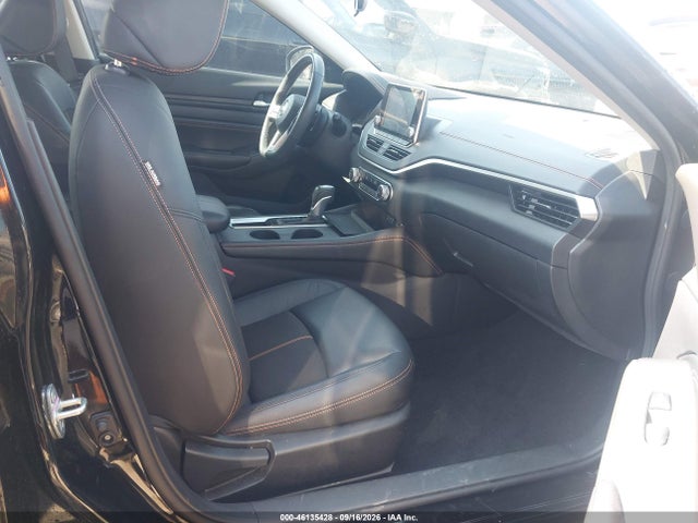 46135428 :رقم المزاد ، 1N4BL4CV9NN410147 vin ، 2022 Nissan Altima Sr Fwd مزاد بيع