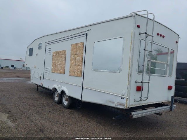 2006 Forest River Wildcat 5th Whl Travel Trailer მანქანა იყიდება აუქციონზე, vin: 4X4FWCF236V012507, აუქციონის ნომერი: 46135434