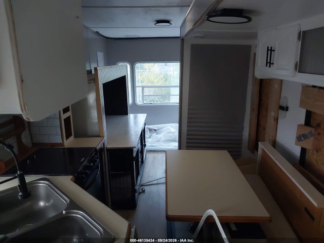 2006 Forest River Wildcat 5th Whl Travel Trailer მანქანა იყიდება აუქციონზე, vin: 4X4FWCF236V012507, აუქციონის ნომერი: 46135434