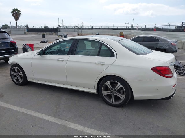 WDDZF4JB8JA373530 Mercedes-Benz E 300