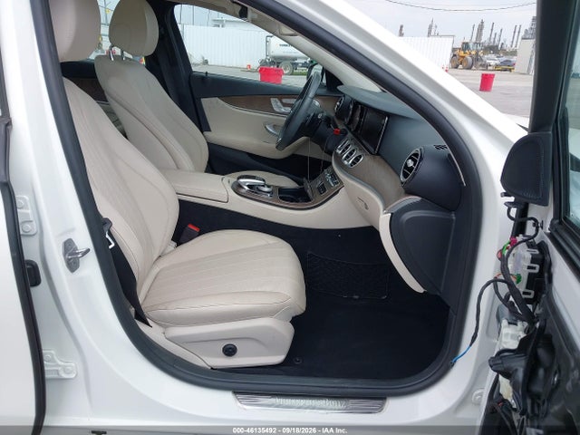 WDDZF4JB8JA373530 Mercedes-Benz E 300