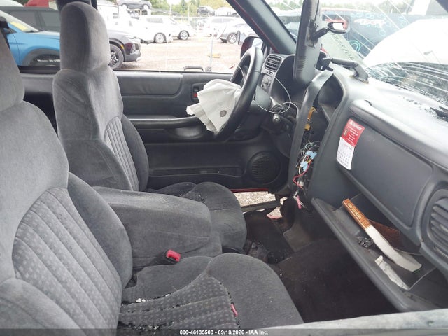 Продажа на аукционе авто 2000 Chevrolet S-10 Ls, vin: 1GCCS19W8Y8203753, номер лота: 46135500