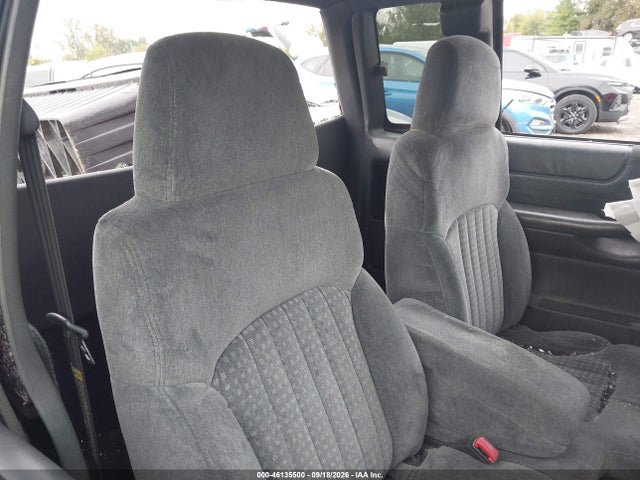 Продажа на аукционе авто 2000 Chevrolet S-10 Ls, vin: 1GCCS19W8Y8203753, номер лота: 46135500