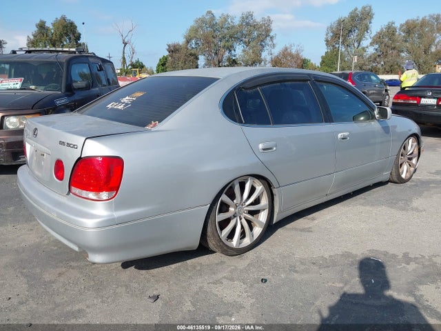 1999 Lexus Gs 300 მანქანა იყიდება აუქციონზე, vin: JT8BD68S9X0079828, აუქციონის ნომერი: 46135519