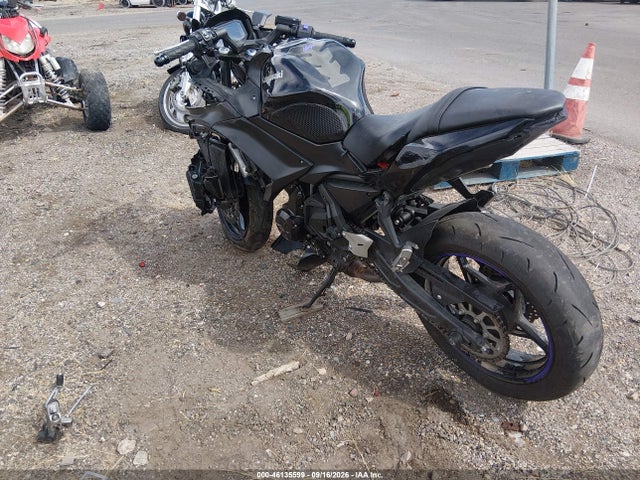 Продажа на аукционе авто 2025 Kawasaki Ex650 R, vin: ML5EXER13SDAE9837, номер лота: 46135599
