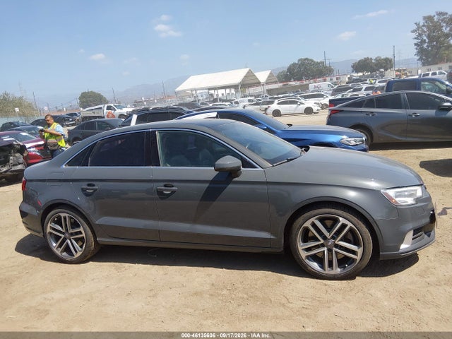 WAUBEGFF2K1022526 Audi A3 45 Premium