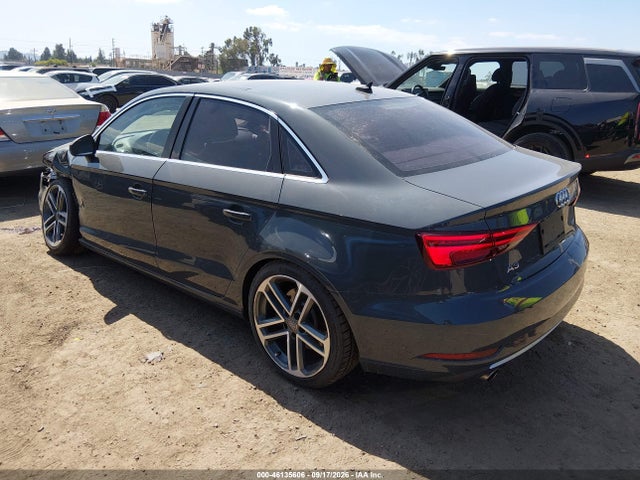WAUBEGFF2K1022526 Audi A3 45 Premium
